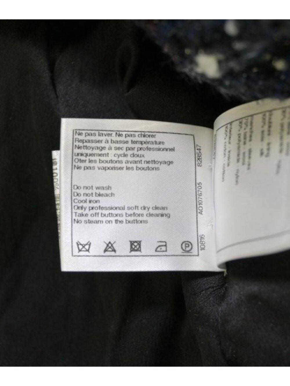 Chanel Coat Navy - Picture 4 of 6